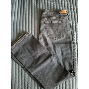 Levi Straight Leg Jeans